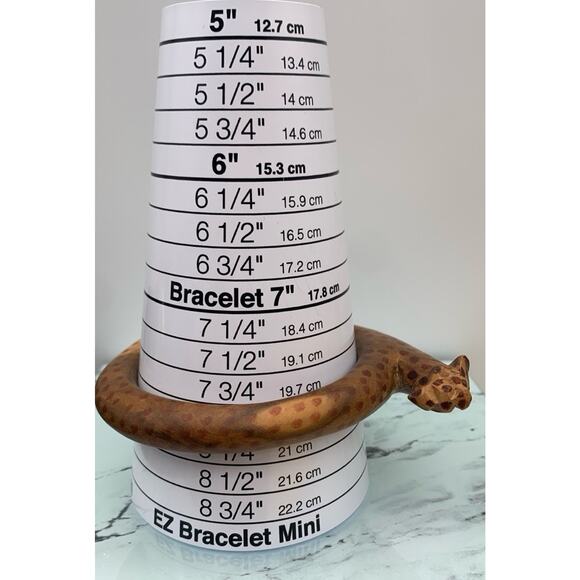 Vintage Wood Hand Carved & Painted African Leopard Shape Bangle Bracelet - Picture 3 of 4